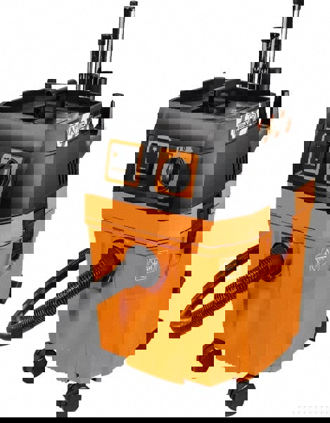 9 Gal 9 Amp Electric Wet/Dry Vacuum