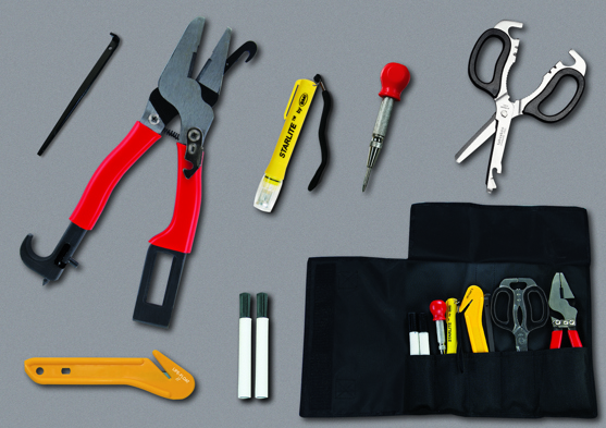 Emergency Prep Kits; Kit Type: Auto Rescue ; Container Material: Nylon ; Overall Length: 5.50 ; Overall Height: 11.75in