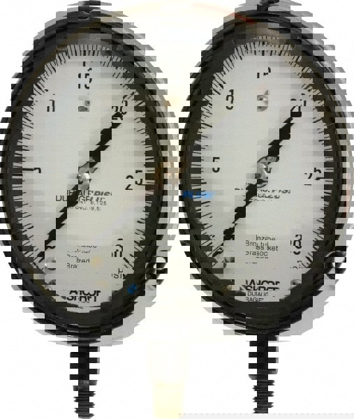 Pressure Gauge: 4-1/2