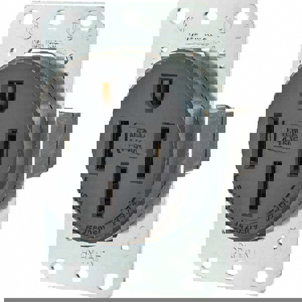 Straight Blade Single Receptacle: NEMA 14-50R, 50 Amps, Grounded