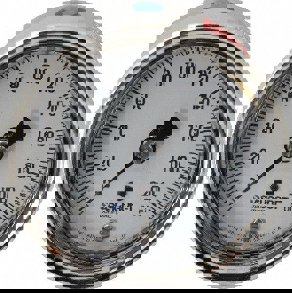 Pressure Gauge: 2-1/2