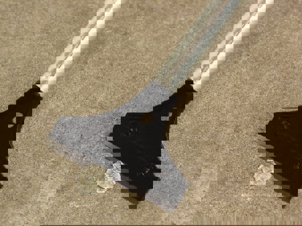 Scrapers & Scraper Sets; Flexibility: Stiff ; Blade Width (Inch): 4 ; Blade Width (Decimal Inch): 4.0000 ; Blade Material: Carbon Steel ; Number Of Edges: 1 ; Color: Black; Gray