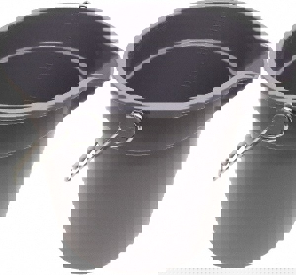 Pack of (12) 14 Qt, 11