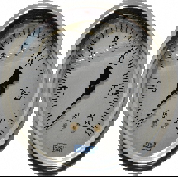 Pressure Gauge: 2-1/2