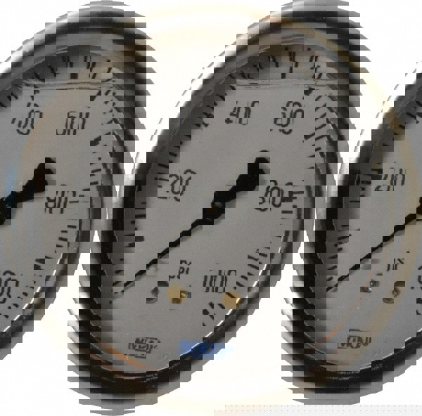 Pressure Gauge: 2-1/2