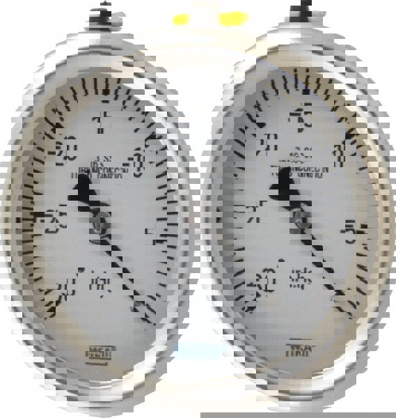 Pressure Gauge: 2-1/2