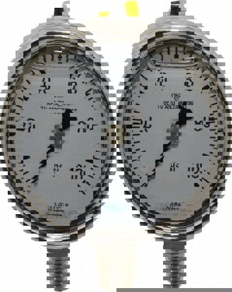 Pressure Gauge: 2-1/2