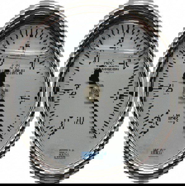 Pressure Gauge: 2-1/2