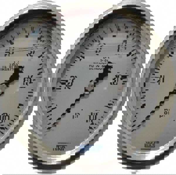 Pressure Gauge: 2-1/2