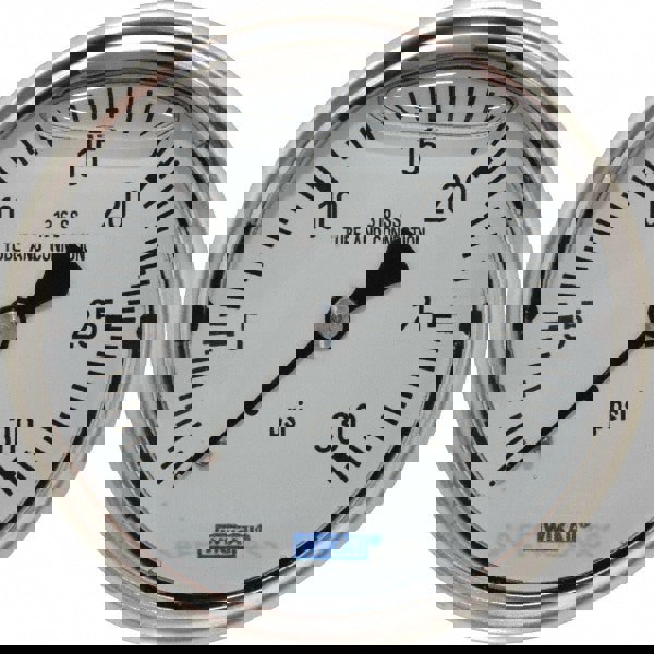 Pressure Gauge: 2-1/2