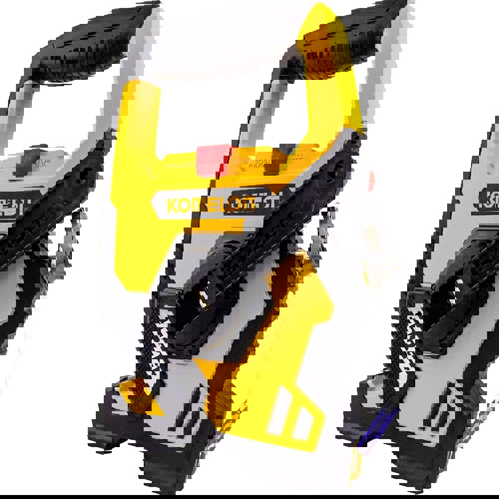 Tape Measure: 100' Long, 1/2