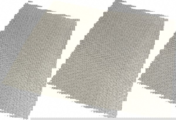 Wire Cloth: 20 Wire Gauge, 0.035