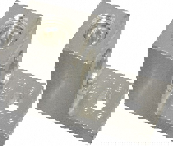 Square Ring Terminal: Non-Insulated, 6 AWG, Compression Connection