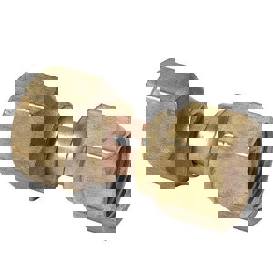 1/2 OD SWVL NUT VLV CONN