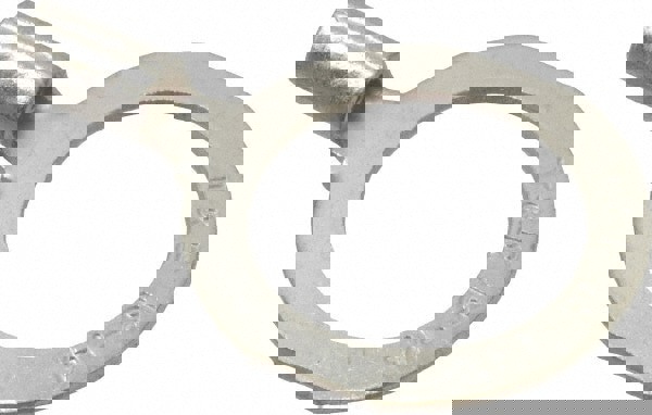 D Shaped Ring Terminal: Non-Insulated, 18 to 14 AWG, Crimp Connection