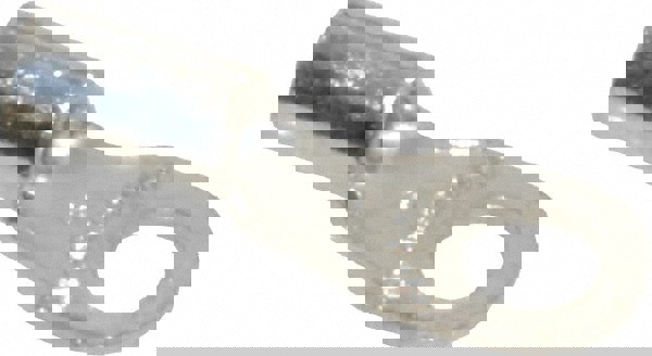 D Shaped Ring Terminal: Non-Insulated, 18 to 14 AWG, Crimp Connection