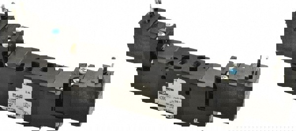 Stacking Solenoid Valve: Double Solenoid, 4-Way, 2 Position, Solenoid Return