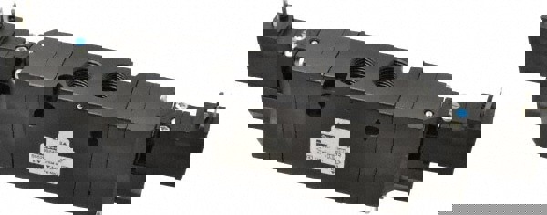 Stacking Solenoid Valve: Double Solenoid