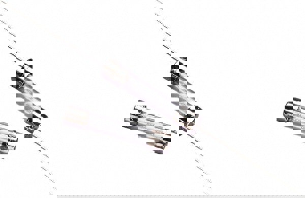 Mini Fuse: Fast-Acting, 250 V, 15.00 A