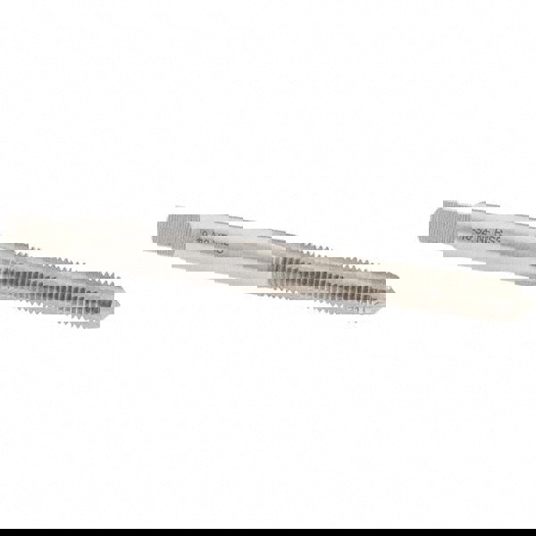 Hand STI Tap: #10-32 UNF, H2, 3 Flutes, Plug Chamfer