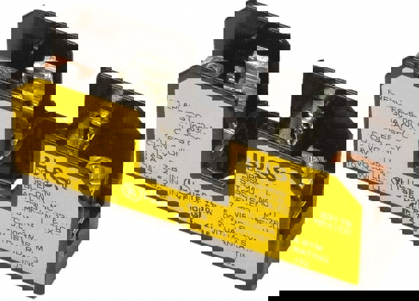 2 Pole, 10 to 14 AWG, 600 VAC/VDC, 15 Amp, DIN Rail Mount Fuse Block