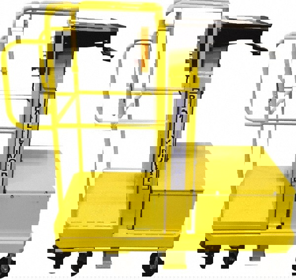 Cherry Pickers (Personal Lifts); Lift Type: One Person Lift ; Maximum Capacity (Lb.): 500 ; Minimum Height (Feet): 4.70