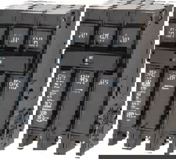 15 Amp, 240 VAC, 3 Pole, Plug In Type BR Circuit Breaker