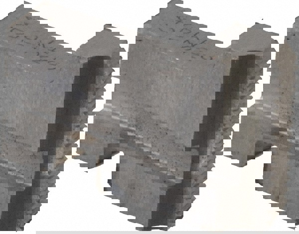 Thread Chaser: #10-32 UNF, 15 ° Hook Angle, Projection, Right Hand