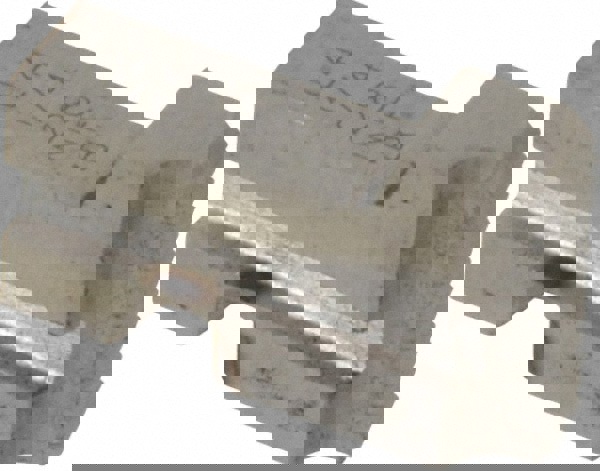 Thread Chaser: 1/4-28 UNF, 10 ° Hook Angle, Projection, Right Hand