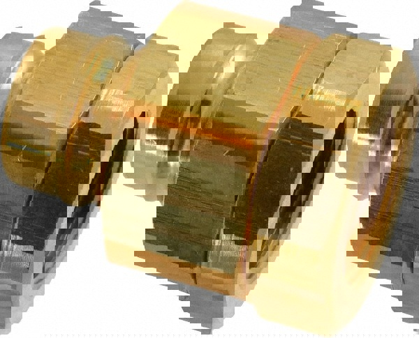 Hydraulic Hose Valve Fitting: 1