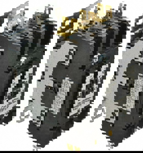 3 Pole, 75 Amp Inductive Load, 110 to 120 Coil VAC at 50/60 Hz, Nonreversible Definite Purpose Contactor