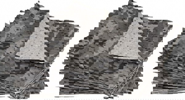 Sorbent Roll: For Universal Use, Heavy Weight, 150' Long, 15' Long, 25 gal, Camouflage, Perforated