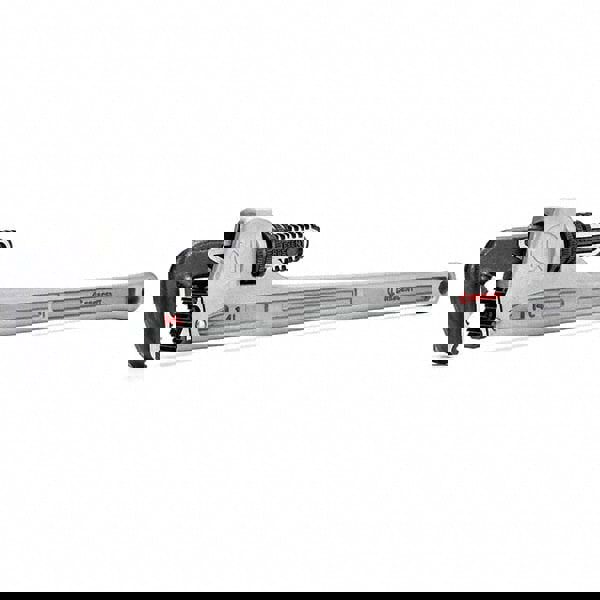 Straight Pipe Wrench: 17-1/2