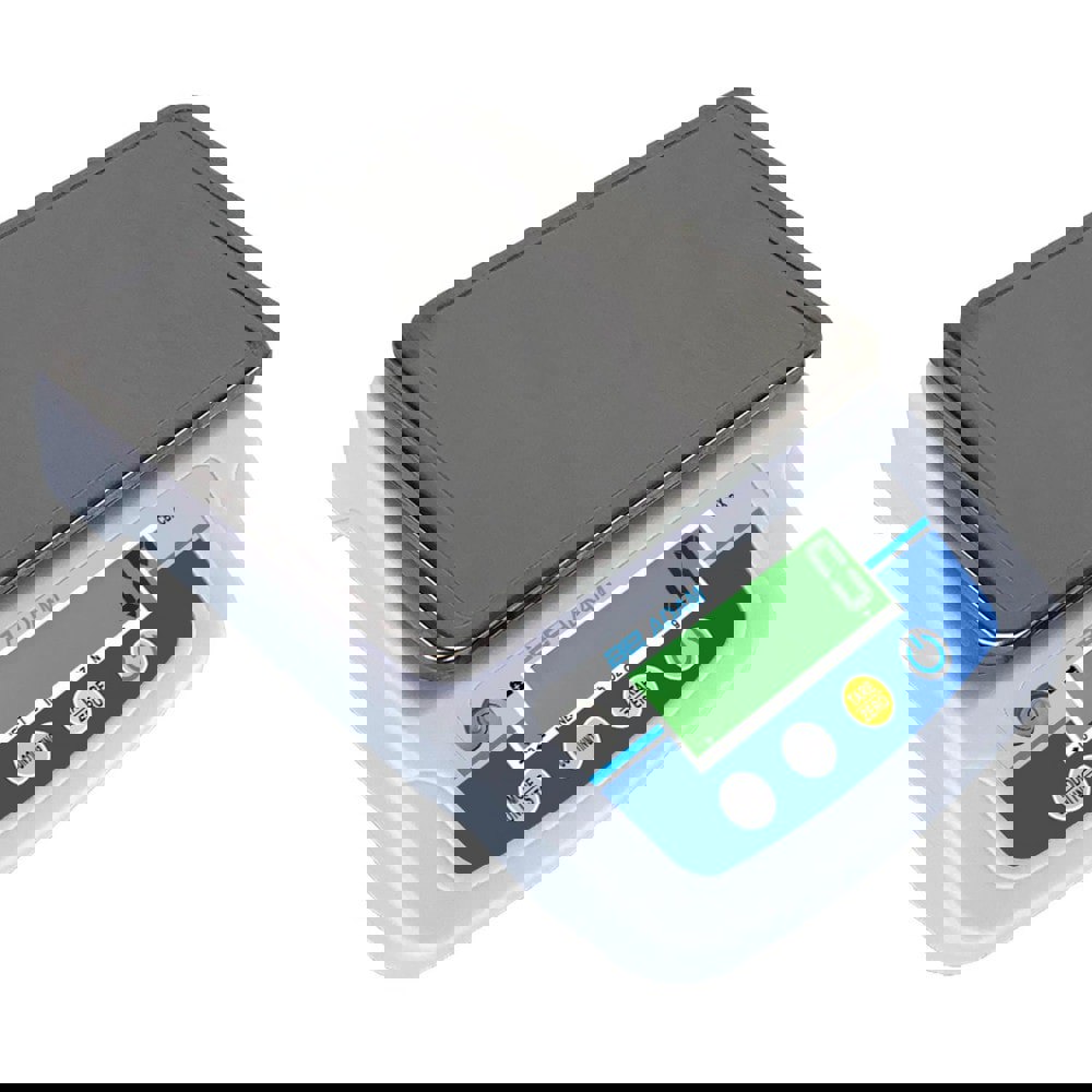 CBX portable balances are ideal for use in education, laboratories, offices or production control. The bright LCD display shows 18mm digits and includes a low battery indicator. No need to replace batteries as the CBX comes standard with an internal recha