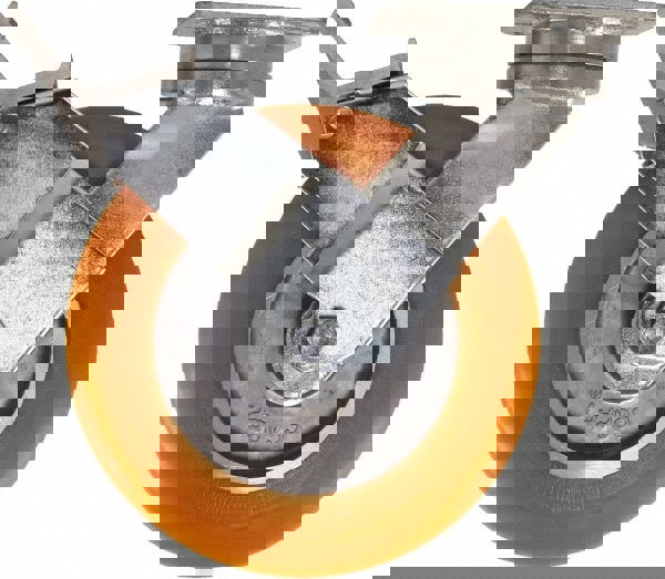 Swivel Top Plate Caster: Polyurethane, 8