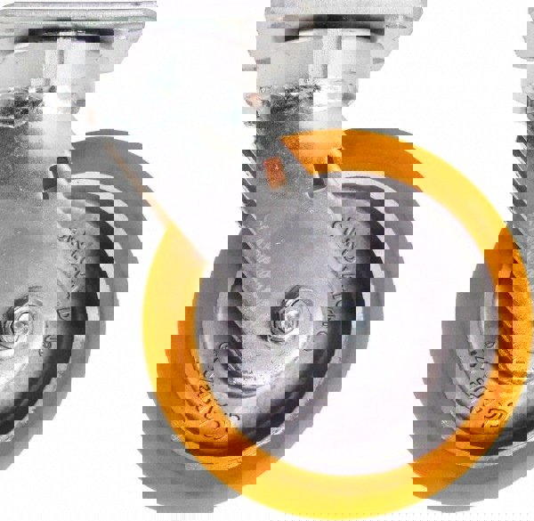 Swivel Top Plate Caster: Polyurethane on Aluminum, 6