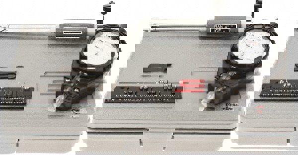 Dial Bore Gage: 0.4 to 0.7