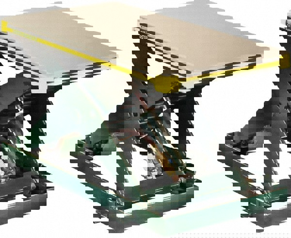 2,000 Lb Capacity Hydraulic Scissor Lift Table