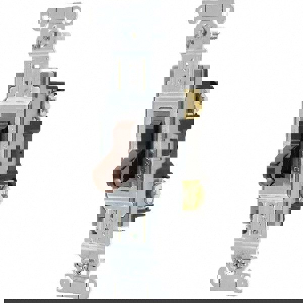 Toggle Switches; Switch Type: Medium Duty ; Switch Sequence: Off-On ; Contact Form: SPDT ; Actuator Type: Toggle ; Terminal Type: Screw ; Maximum Amperage at 125 Volts: 20