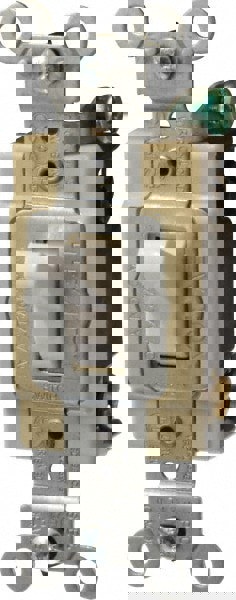 4 Pole, 120 to 277 VAC, 20 Amp, Commercial Grade Toggle Four Way Switch