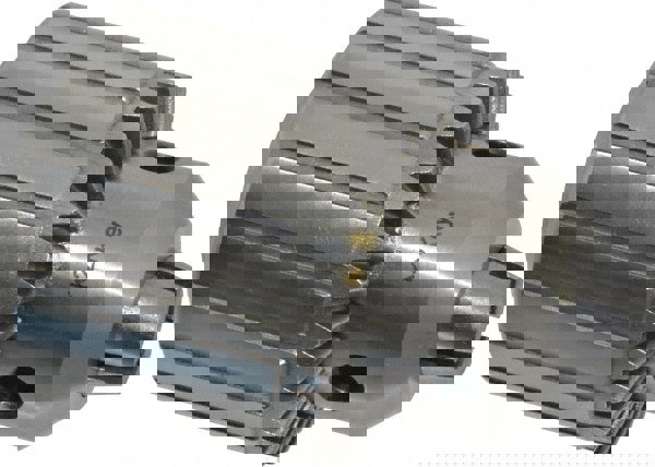 Drill Chuck: 3/64 to 1/2