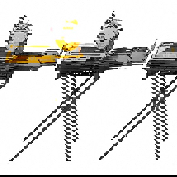 Table & Tile Saws; Type: Tile Saw; Blade Diameter (Inch): 10; Rip Capacity (Inch): 37; Maximum Depth of Cut @ 90 Deg (Inch): 3-3/8; Maximum Depth of Cut @ 45 Deg (Inch): 2-1/2; Speed (RPM): 4200; Arbor Size (Inch): 5/8; Amperage: 15.00; 15.00 A; Horsepowe
