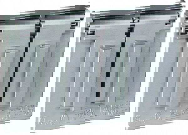 Duplex Receptacle Electrical Box Cover: Aluminum