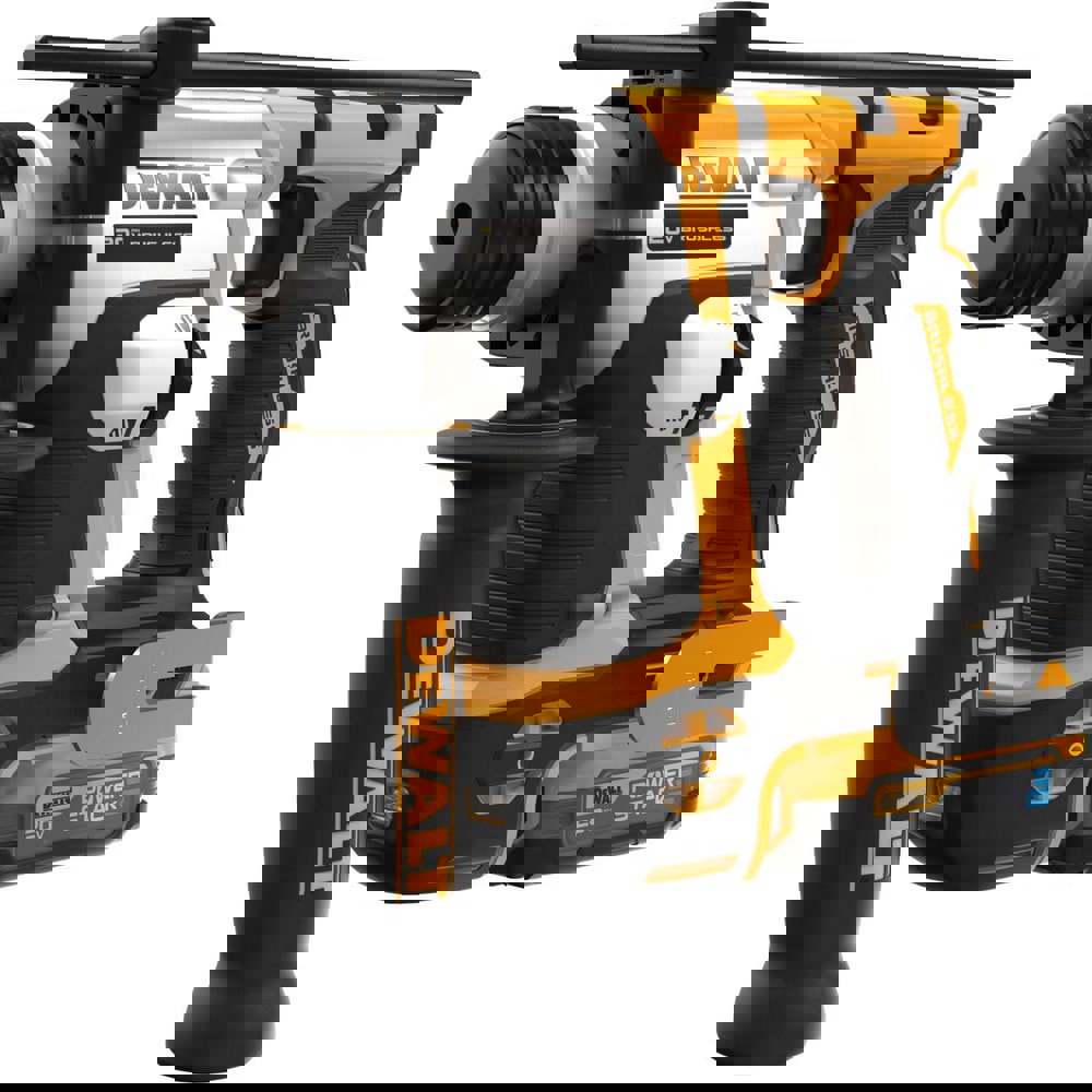 Hammer Drills & Rotary Hammers; Chuck Type: SDS Plus ; Chuck Size (Inch): 5/8 ; Blows Per Minute: 1100 ; Maximum No-Load Blows per Minute: 1100 ; Speed (RPM): 0 to 1050 ; Number Of Speeds: Variable