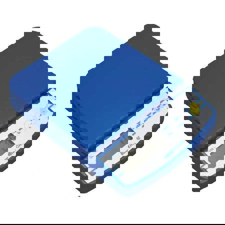 The Dune compact balance offers quick and easy weighing in a lightweight, streamlined design. With simple, three-button operation and sturdy plastic construction, the Dune is a smart choice for labs, schools, kitchens, offices, or veterinary facilities. R