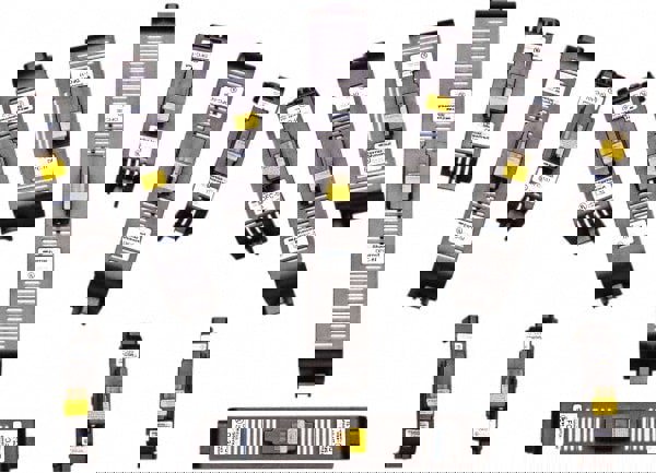 600 VAC/VDC, Nonindicating Fuse Cover