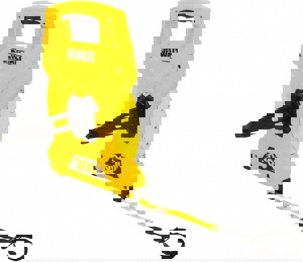 Tape Measure: 300' Long, 3/4