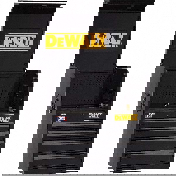 Tool Chest: 4 Drawers, 18