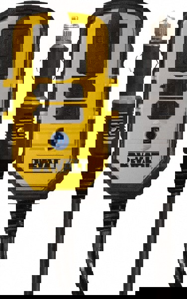 1 Connection, 13.8 VDC Input, 120 VAC Output, 12 Amp Input Rating, 140 Peak Wattage, Power Inverter