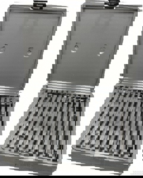 Parallel Sets; Parallelism: 0.0002in ; Material: Alloy Steel ; Number Of Pieces: 20 ; UNSPSC Code: 27111800